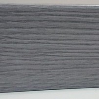 Фотография ламели - Ламинированный плинтус Kronotex 2400х58х19 мм. Дуб Макро светло-серый -  класса